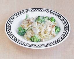 Chicken Fettuccine Alfredo