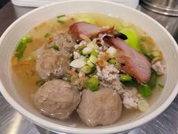 Hong Kong Style Beef Ball Noodle 港式潮州牛丸湯麵