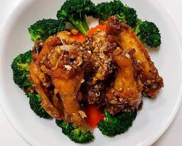 Garlic Wings (6 pcs)