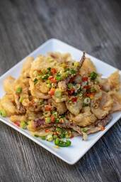 椒鹽鮮魷 Spicy Salt & Pepper Squid