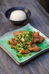 椒鹽豬扒飯 Deep Fried Pork Chop with Spicy Salt
