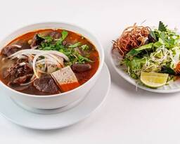 Bun Bo Hue (Spicy Beef Noodle)