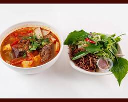 Bun Rieu (Shrimp crab paste noodles)