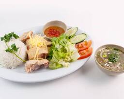 Com Ga Hap (steamed Chicken)