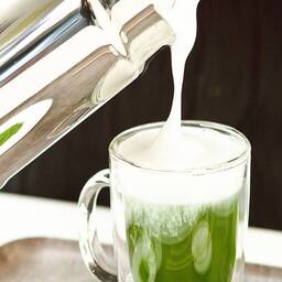 Cream Foam Thai Green Tea
