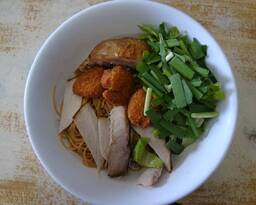 1. House Noodle (Mì Đặc Biệt La Cay)