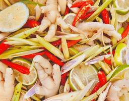 12. Chân Gà Ngâm Sả Ớt (Chicken Feet in Lemon Grass and Chili Sauce)