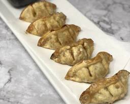 Yaki Gyoza