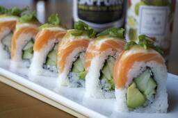 Yuzu Lemon Salmon Roll