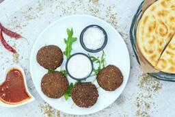 Falafel (4 Pieces)